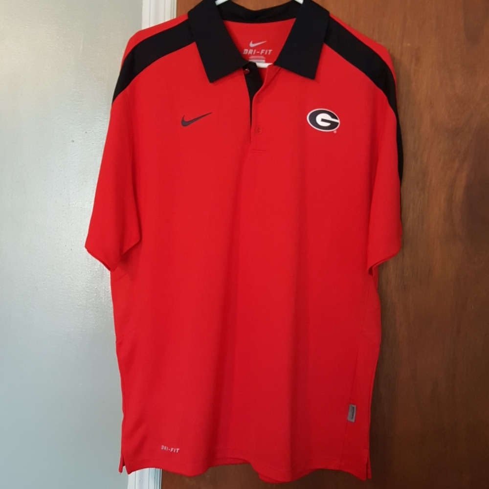 Nike Georgia Bulldogs Dri-Fit 3 Button Polo Shirt